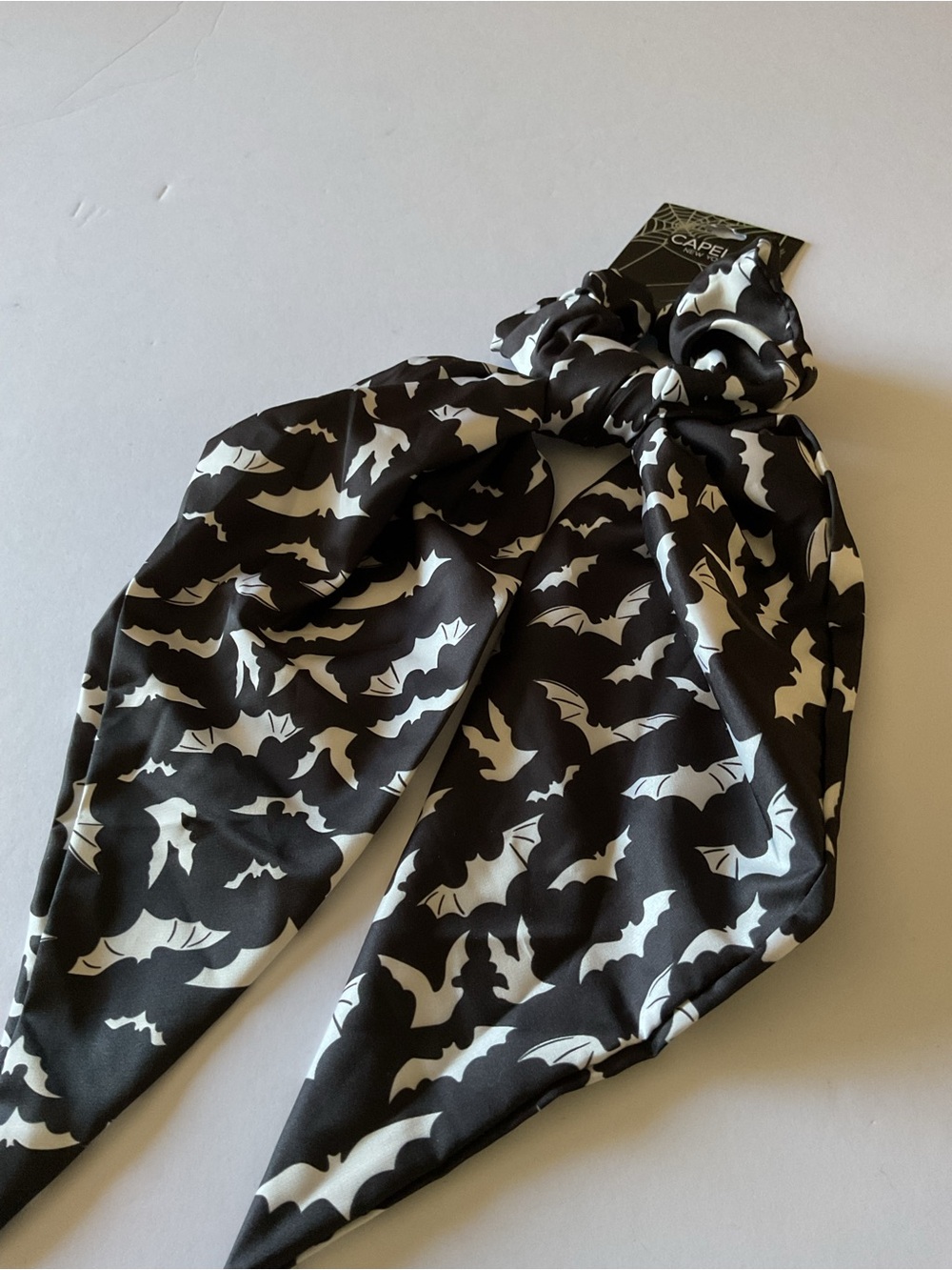 CAPELLINI ELASTICIZED HAIR SCARF BAT PRINT BLACK WHITE NWT